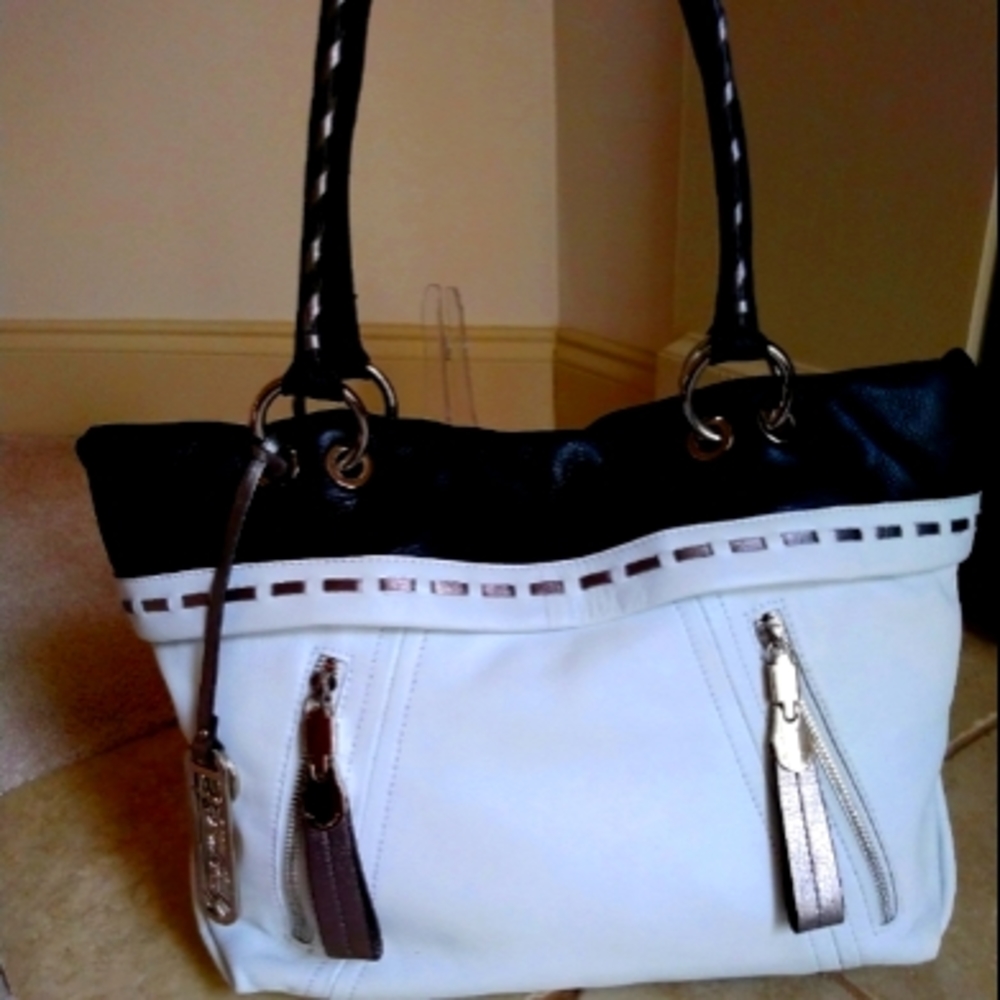 B Makowsky Leather Handbag
